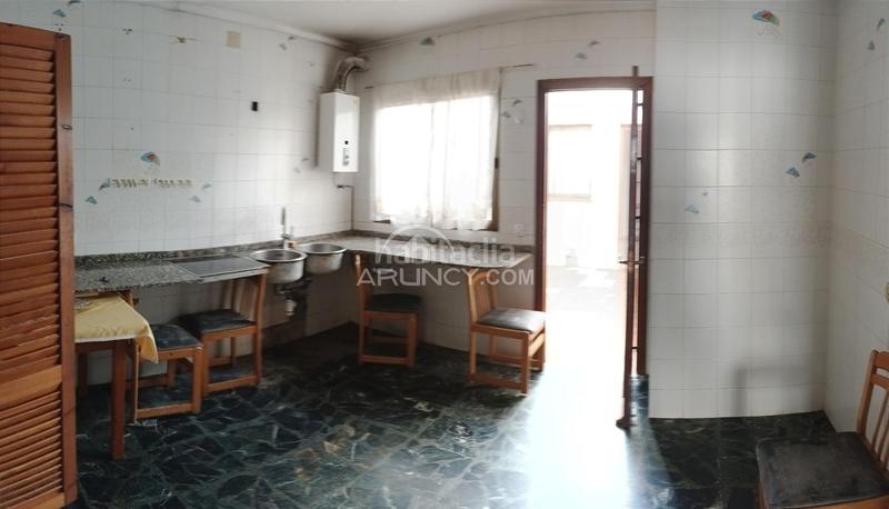 Foto 1399c051-d586-4917-9f4b-bf9eb027d105. House with parking in La Banda - Campo de Fútbol Chiclana de la Frontera