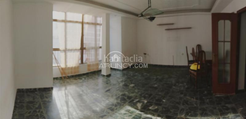 Foto 5418fe3f-d3a8-4921-8190-cac30f6f377a. House with parking in La Banda - Campo de Fútbol Chiclana de la Frontera