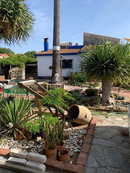 Foto e7da20bb-a9c1-4fcb-a7bc-c5f98ce5e752. Chalet mit heizung pool in Los Gallos Chiclana de la Frontera
