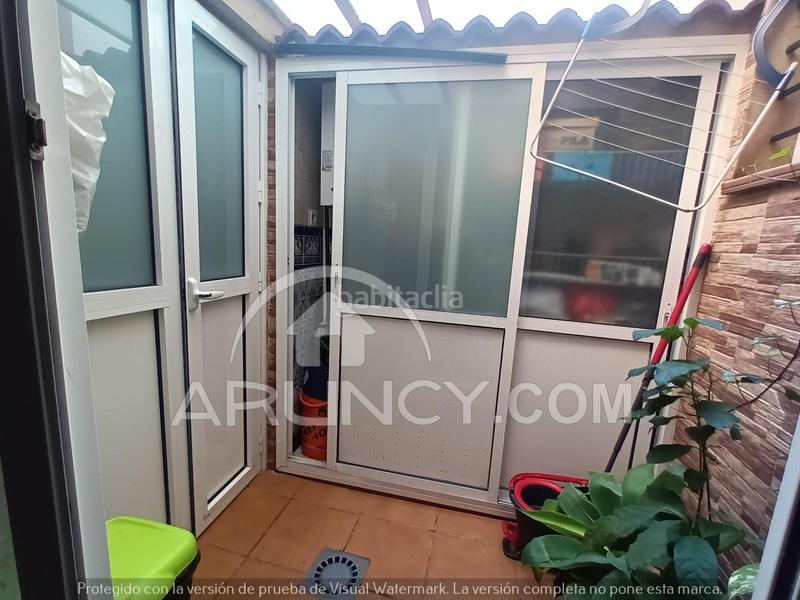 Foto f3f8fb5d-d47d-48d4-859a-51e312c21f15. House with parking in La Banda - Campo de Fútbol Chiclana de la Frontera