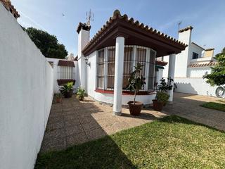 Xalet a Sancti Pietri. Chalet independiente en venta en sancti petri!!