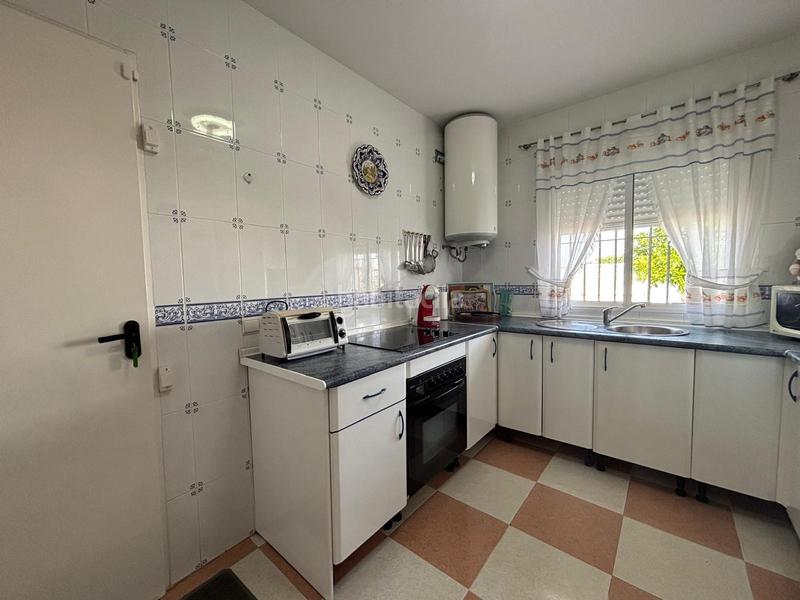 Foto bcb04982-a6e7-4e51-8860-ca99f6e4f739. Chalet avec chauffage parking piscine dans Sancti Pietri Chiclana de la Frontera