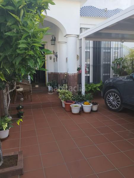 Foto 32d82ab4-f40c-48cf-9d1c-827b01c3a1bc. Casa adosada estupenda unifamiliar adosada en una zona inmejorable! en Chiclana de la Frontera