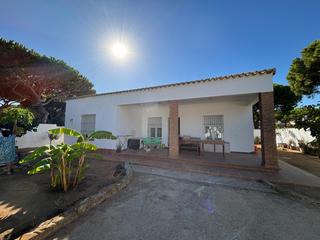 Xalet a Sancti Pietri. Chalet en venta en la barrosa  coto san josé  costa sancti petri