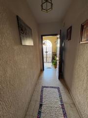 Casa in La Banda - Campo de Fútbol. Casa independiente en zona residencial con colegio y parque cerc