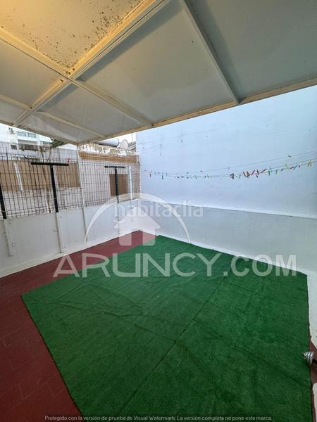 Foto 2103cc3a-d2f2-44ff-921b-f850ba4c2eb4. Semi detached house with parking in La Banda - Campo de Fútbol Chiclana de la Frontera