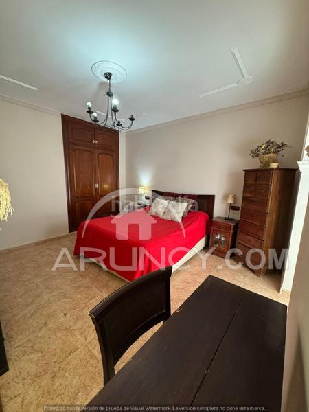 Foto a07178b9-2358-4a09-a55d-3e119719d8c7. Semi detached house with parking in La Banda - Campo de Fútbol Chiclana de la Frontera