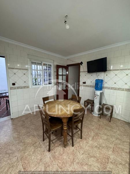 Foto f24be384-61aa-4d77-8ae8-93703c0a2d4d. Semi detached house with parking in La Banda - Campo de Fútbol Chiclana de la Frontera