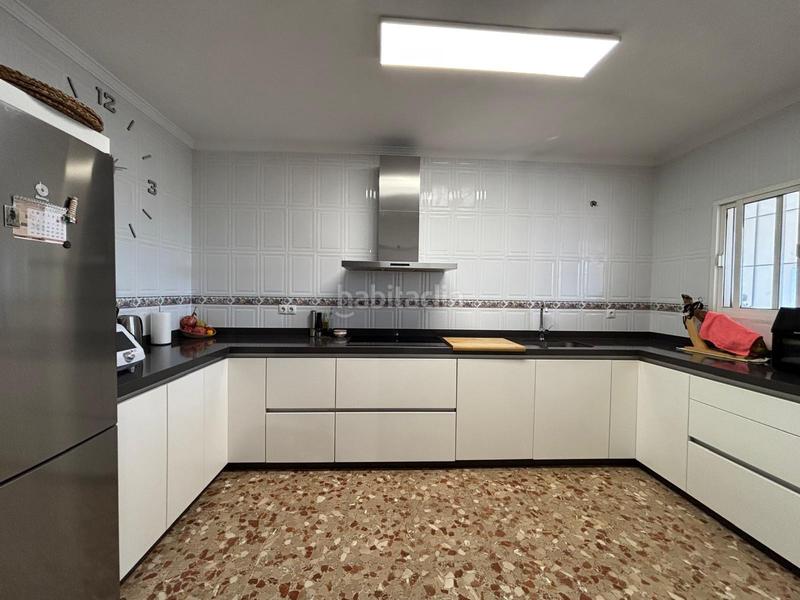 Foto a853f878-00df-47b6-85bc-4418cf8ee75f. Chalet con parcheggio in Los Franceses - La Vega Chiclana de la Frontera