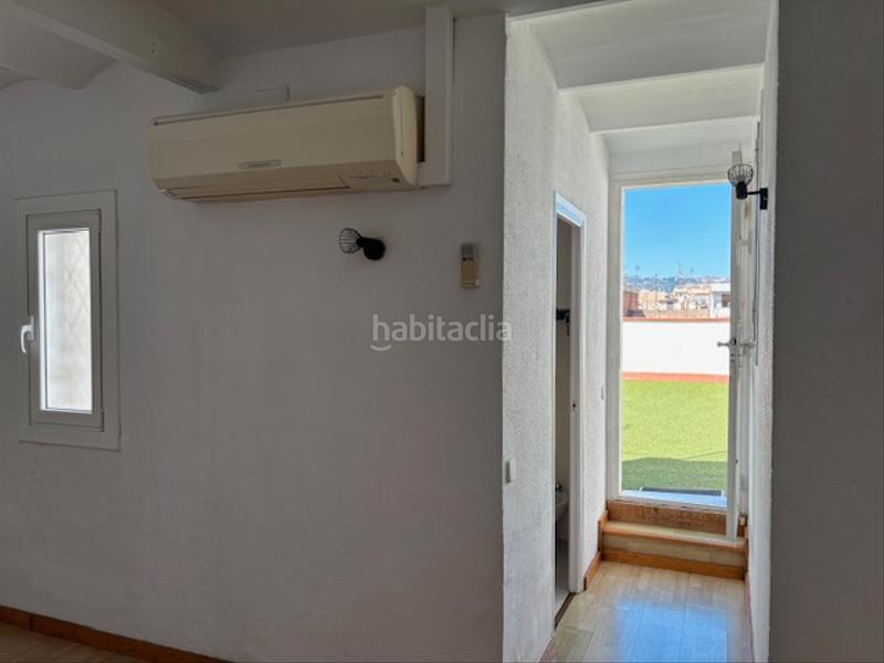 Foto d520dd86-4c0c-41d9-bec6-c9c8a8b59213. Alquiler oficina  al lado de c.comercial arenas en Barcelona