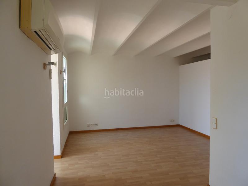 Foto 5a64d6f8-f2a6-4eaf-af88-3e869f5a987d. Location bureau avec chauffage dans La Nova Esquerra de l´Eixample Barcelona
