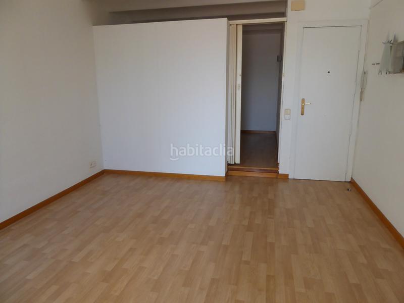 Foto b5471785-93c3-43b5-939c-455fd576d807. Location bureau avec chauffage dans La Nova Esquerra de l´Eixample Barcelona