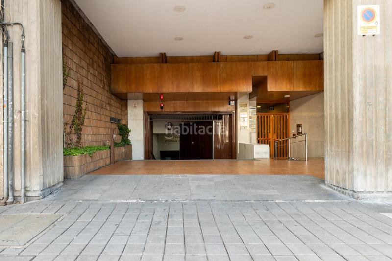 Foto a8867acf-9080-459d-9ff1-230e9895751f. Car parking in Plaza de Toros Granada