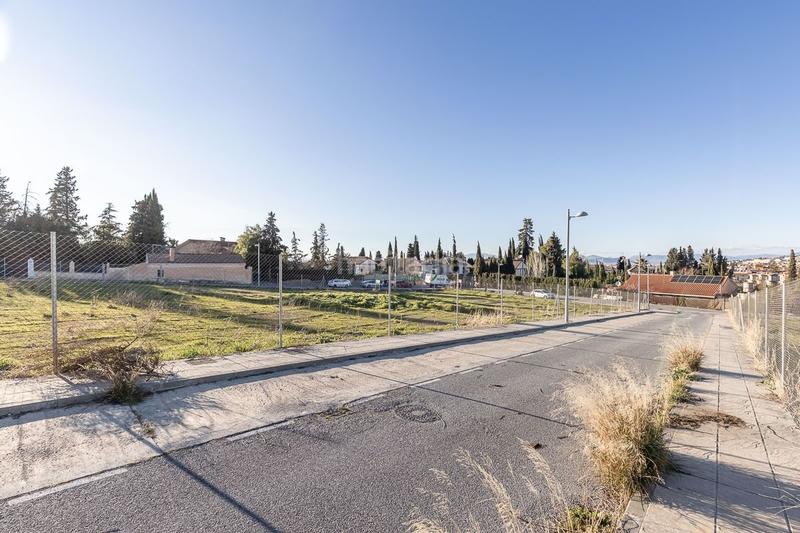 Foto 4ee4e516-5a2a-468e-9b4a-5a8da8941949. Terreno residencial solar en cajar con 526m en Cájar