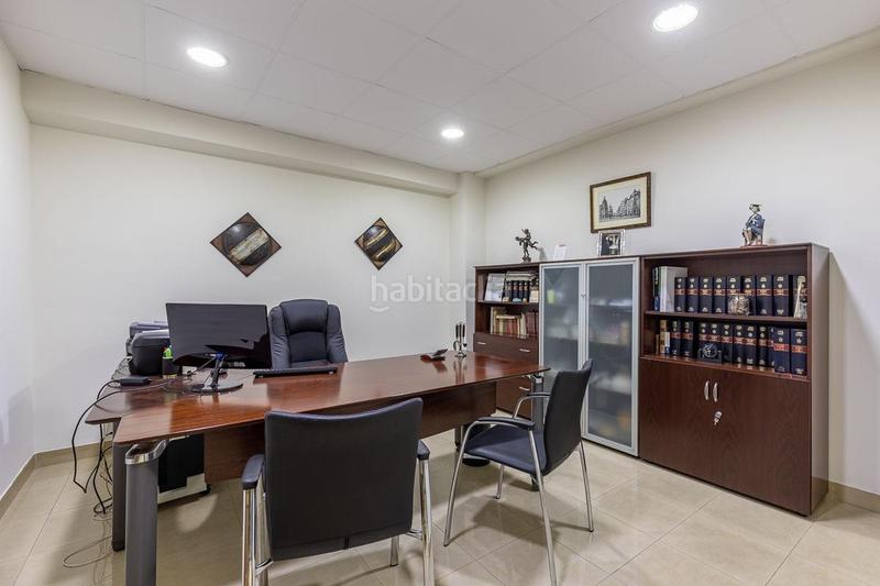 Foto fe51876c-3087-42e0-82ed-6b22393bedb4. Ufficio in Plaza de Toros Granada