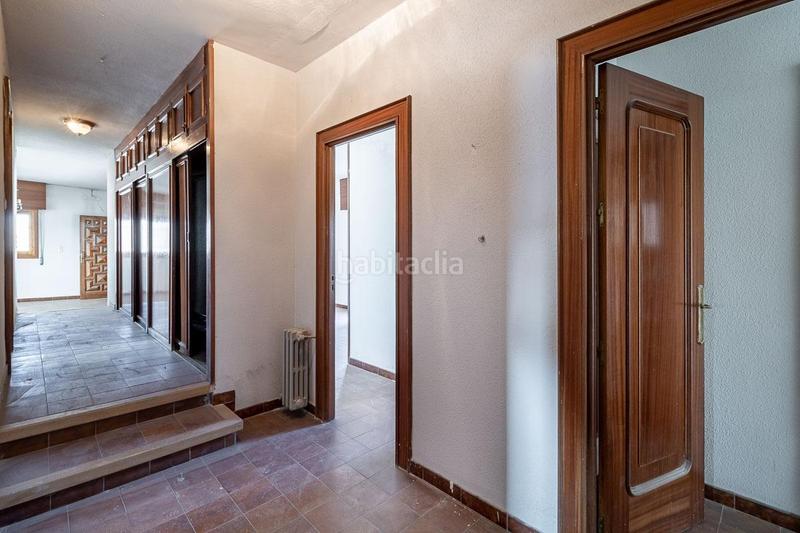 Foto 7266d950-ff69-480b-8664-1d43b1d2ab74. Masía casa con terreno y nave en Santa Fe