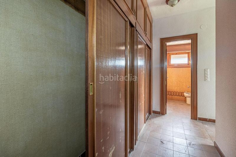 Foto 9d7f3ab9-42e2-4b32-b39e-a4d6122815e6. Masía casa con terreno y nave en Santa Fe
