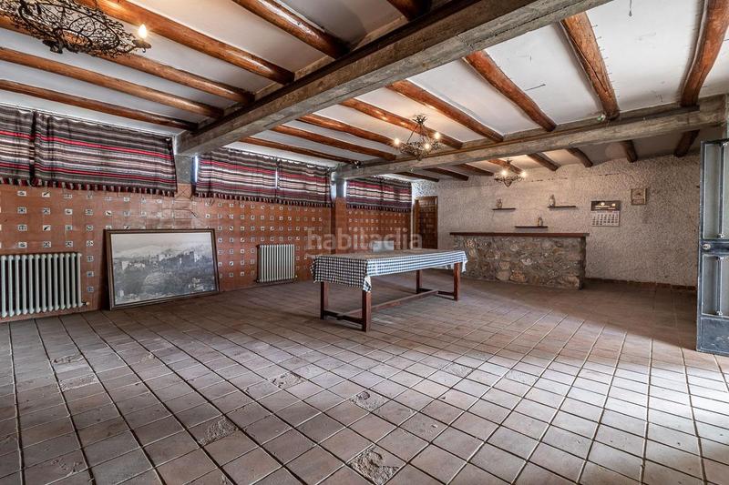 Foto aa5a85b4-2246-4ec4-9c87-145ada6476f1. Masía casa con terreno y nave en Santa Fe