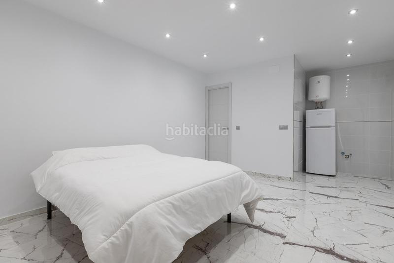 Foto 91272e65-57da-48ab-9651-f65521ebe430. Local comercial a Puerto Deportivo Fuengirola