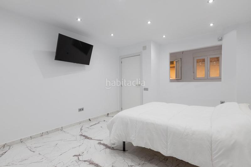 Foto e11ed63d-c22e-4136-a91f-533756e1bb87. Local comercial a Puerto Deportivo Fuengirola