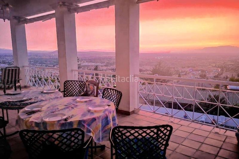Foto 4d24715a-c80a-48b5-845b-6336913394c3. Chalet espectacular chalet con piscina y vistas a la ciudad en Monachil