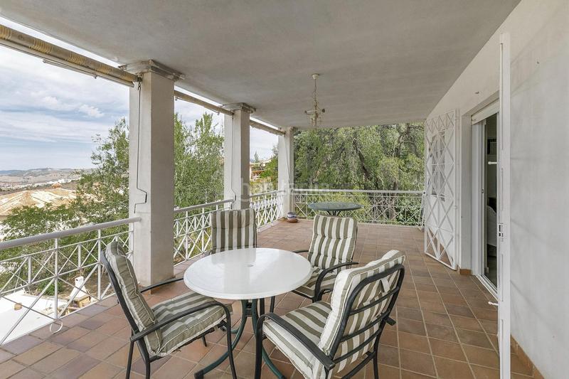 Foto 9a4f41a5-8ade-4874-8235-665c79a98da4. Chalet espectacular chalet con piscina y vistas a la ciudad en Monachil