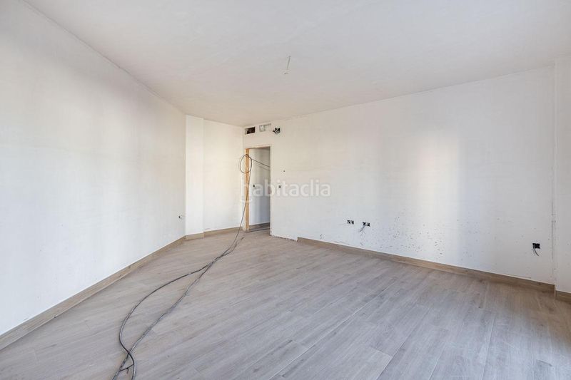 Foto 29c8a54e-f3d1-4b98-9885-2d9693229757. Pis a Loja