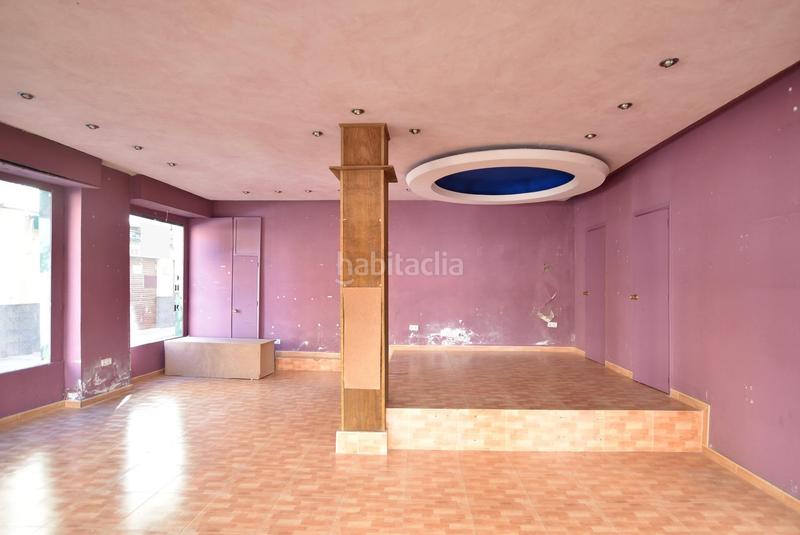 Foto 0347ce41-d0c4-4d32-8e4a-e877e397372b. Edificio en pleno centro en Guadix