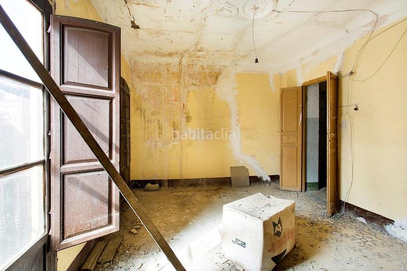 Foto 8f48cfe6-759c-4600-8b83-174bc549158a. Edificio en pleno centro en Guadix