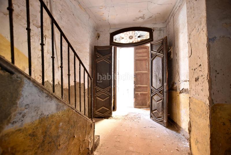 Foto 9c213d01-818d-4fd4-bbce-90f3dbff788c. Edificio en pleno centro en Guadix