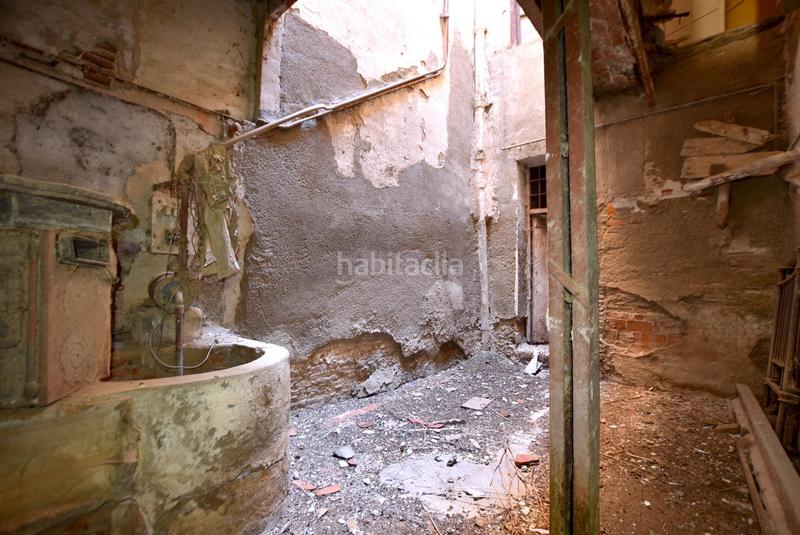 Foto d08fcc2f-47c9-4f2f-ab54-cfbb9820a909. Edificio en pleno centro en Guadix