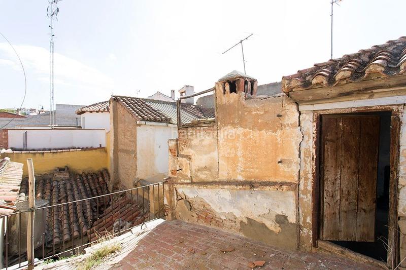 Foto d10bd00e-f8d8-47c8-8b57-115055db8d8c. Edificio en pleno centro en Guadix