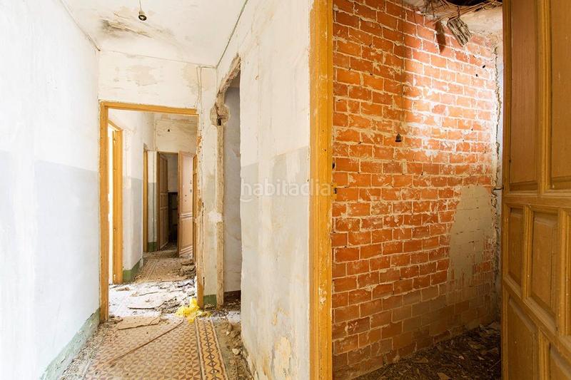 Foto d6040342-a6cd-4a0f-a886-5c31b74b44c5. Edificio en pleno centro en Guadix