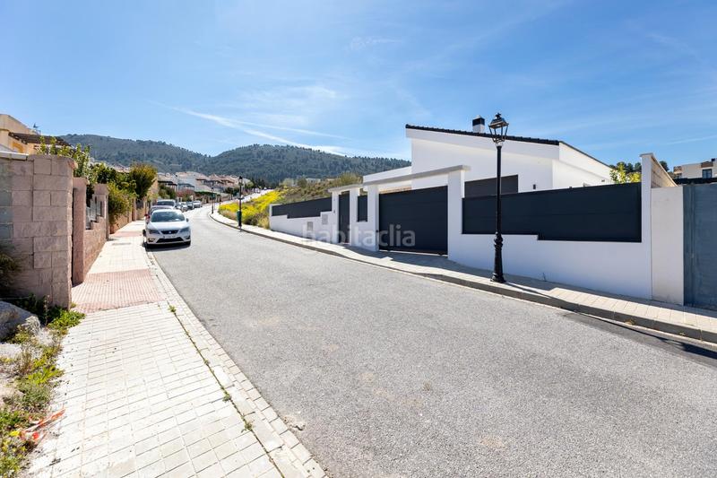 Foto c9f700d9-09d1-4c61-adfe-ce1a7de677e2. Chalet villa de diseño en cañadas del parque en Dílar
