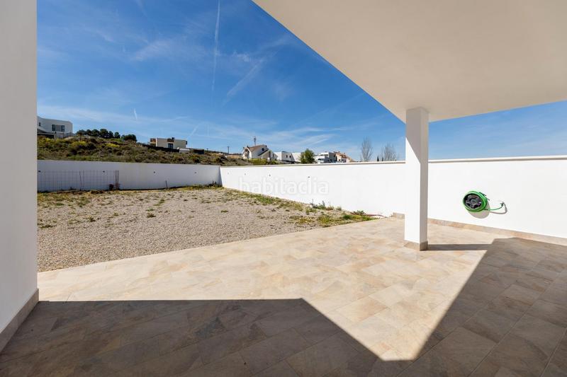 Foto cdedf19b-e412-4be4-ae58-b6b346233261. Chalet villa de diseño en cañadas del parque en Dílar