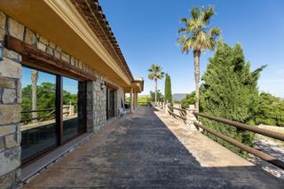 Casa a Colomera. Espectacular finca a 25 de granada  un sueño hecho realidad