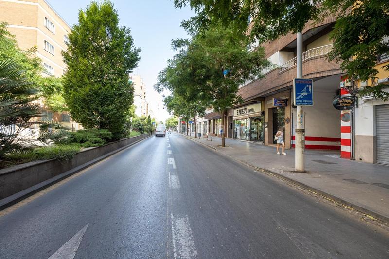 Foto b6c948e8-2e3e-4348-9068-d07b6101b125. Aparcament cotxe a Fígares Granada