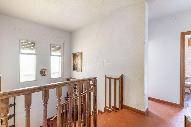 Foto 1975c4a2-d17b-416d-997b-0d76215896f0. Casa amb aparcament a Dílar