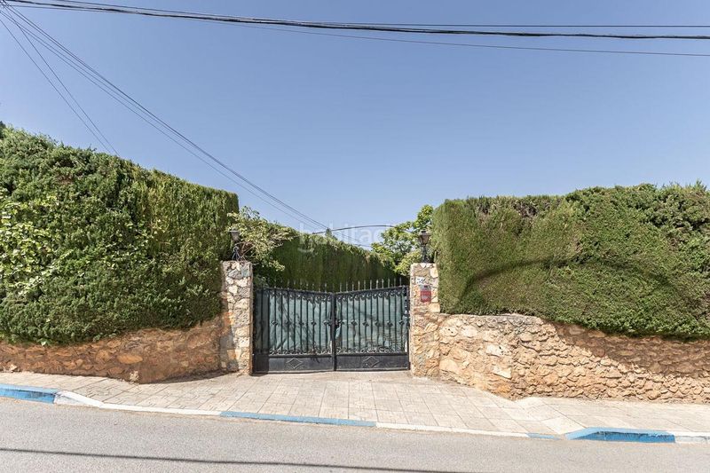 Foto ae9e2bde-1718-464e-8077-98f197a1c82b. Casa amb aparcament a Dílar