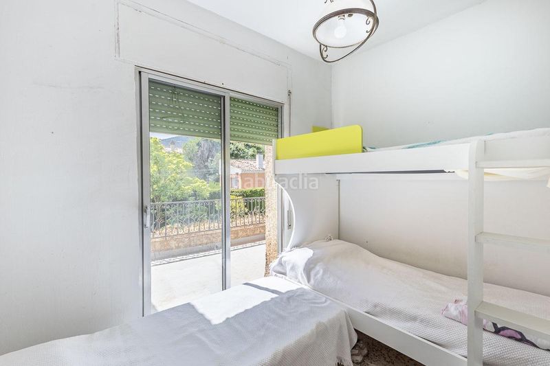 Foto b5966669-2652-41cb-aeb7-c70366d5b576. Casa amb aparcament a Dílar