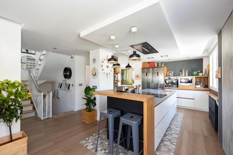 Foto 2bc1b422-dac5-4bec-a385-f1b39ce20788. Chalet en calle tirso de molina 14 descubre tu villa de lujo ! chalet independiente con piscina privada en Otura