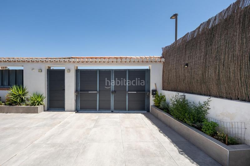Foto 61b4c4c9-107a-4ccb-aef1-cc4bedb37b4c. Chalet en calle tirso de molina 14 descubre tu villa de lujo ! chalet independiente con piscina privada en Otura