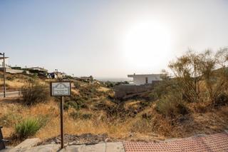 Terreny residencial  Calle cúllar vega. Descubre el lugar de tu nuevo hogar!