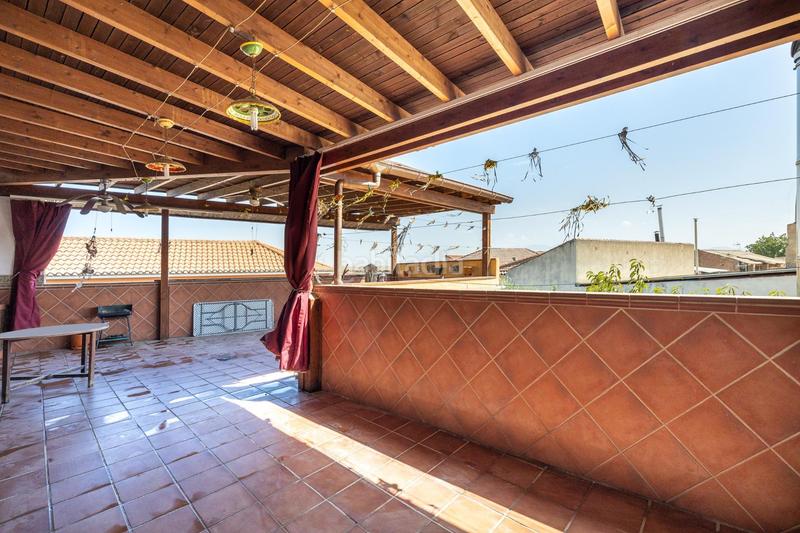 Foto 603de2aa-48d7-4d00-8af1-e45af3af18b6. Casa pareada magnífica casa con gran terraza panorámica en Vegas del Genil