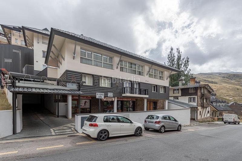 Foto 4eb43f60-7f16-4bab-b807-162042b02556. Piso en calle de la fuente del tesoro 54 piso de 4 estancias con garaje y trastero en zona media en Sierra Nevada