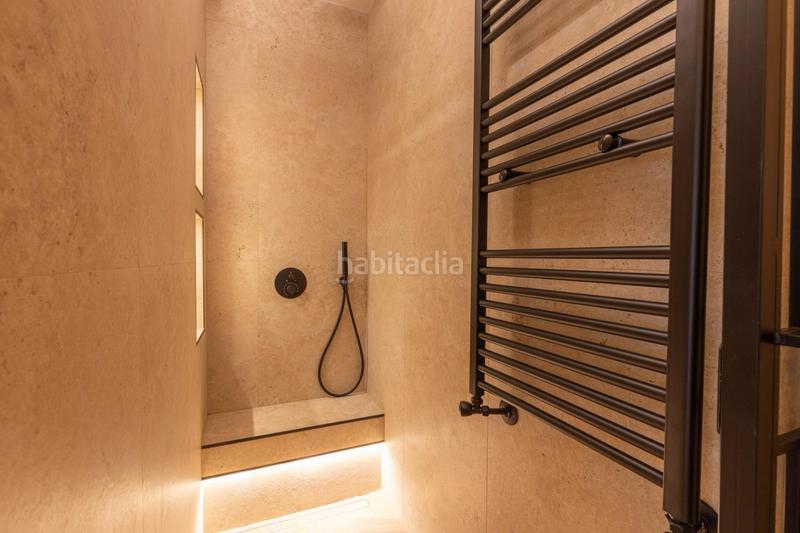 Foto 4cf8556e-3ee3-450b-9c9a-30a2eab9cc76. Loft un loft que redefine el concepto de exclusividad y distinción, en zona céntrica y privilegiada. en Granada