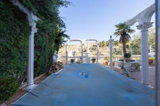 Casa aparellada  Calle de la gallomba. Casa pareada con piscina en zona muy tranquila de gojar barranco