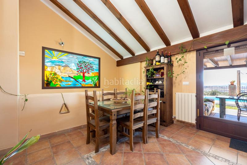 Foto 6cad3950-5b8b-4f28-9cad-dd1dc1d4da4a. Xalet amb aparcament piscina a Nigüelas