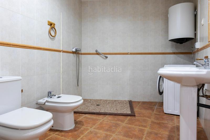 Foto 3efa5319-aa0f-4f51-b04b-a5893f13e2db. Piso en calle de manuel de falla 9 piso en el Centro en Salobreña