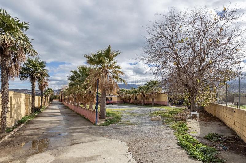 Foto 4f3e7140-1b42-4c91-a1cc-300b12767d23. Chalet with parking in La Zubia Ciudad Zubia (La)